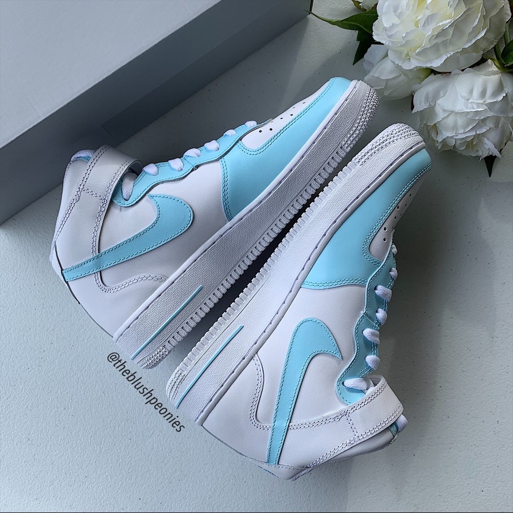 Nike Custom Painted Air Force 1 Mid - Light Blue NWT - Picture 5 of 11